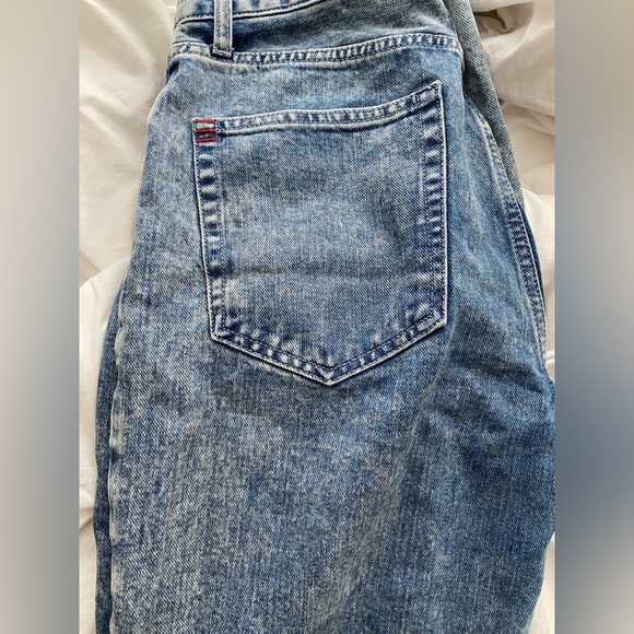 URBAN OUTFITTERS BOYFRIEND JEANS - Picture 1 of 3
